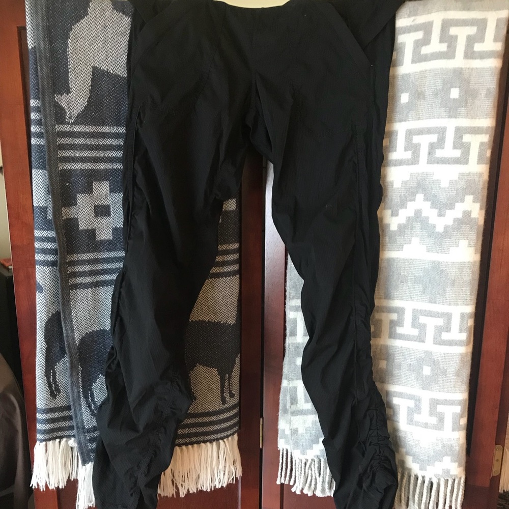 Black Studio Pant